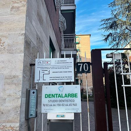 Bed & Breakfast Sakura Milan Bagian luar foto