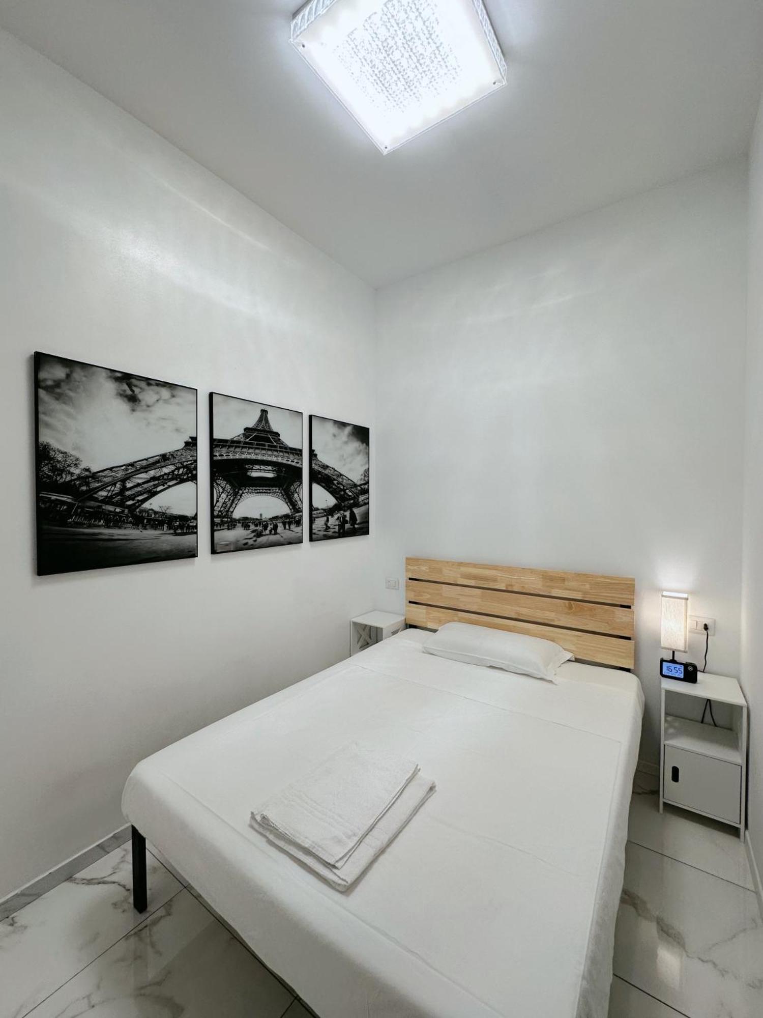 Bed & Breakfast Sakura Milan Bagian luar foto