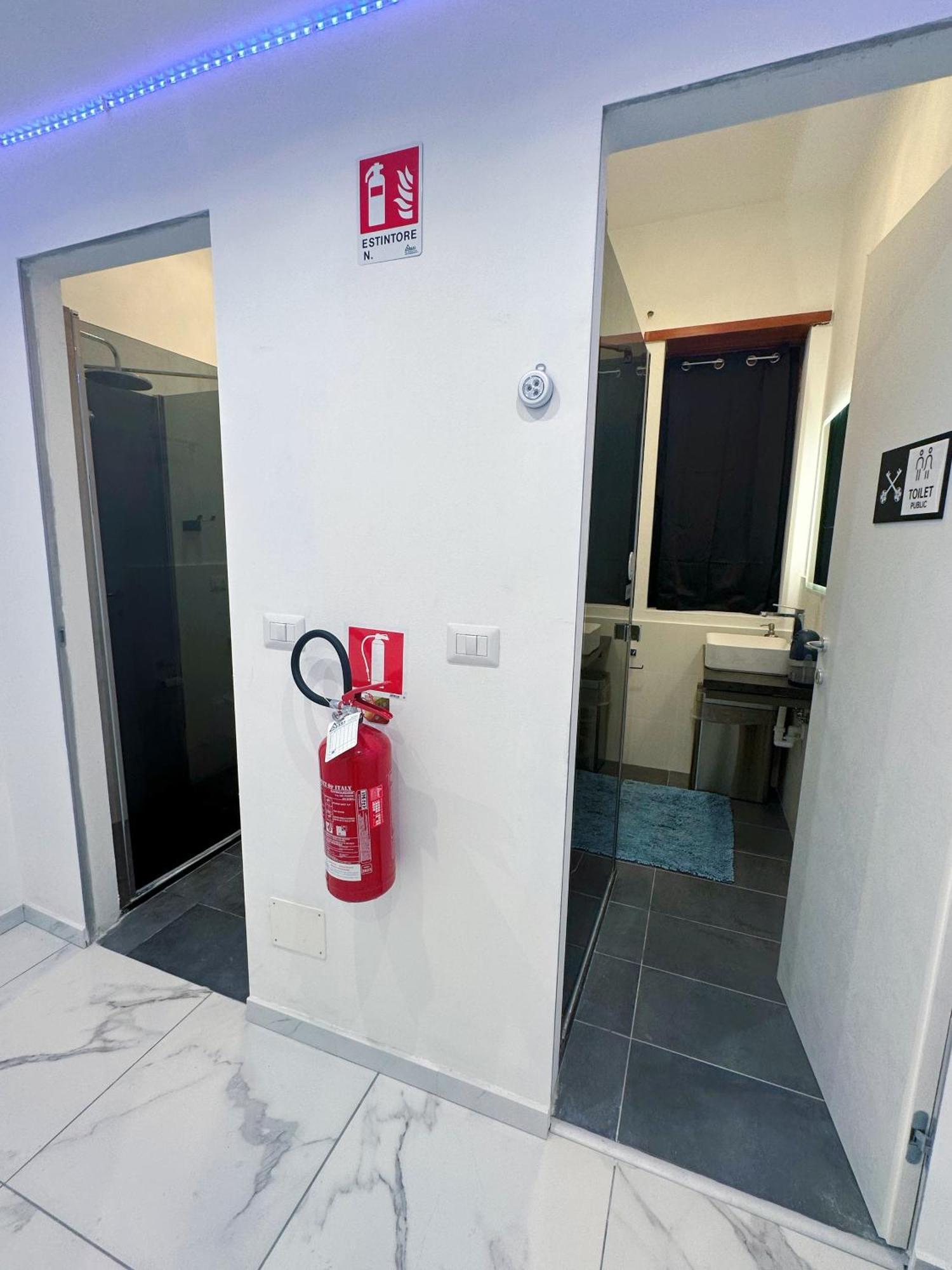Bed & Breakfast Sakura Milan Bagian luar foto